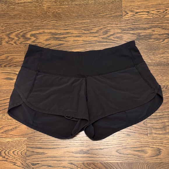 Lululemon shorts - Picture 1 of 3